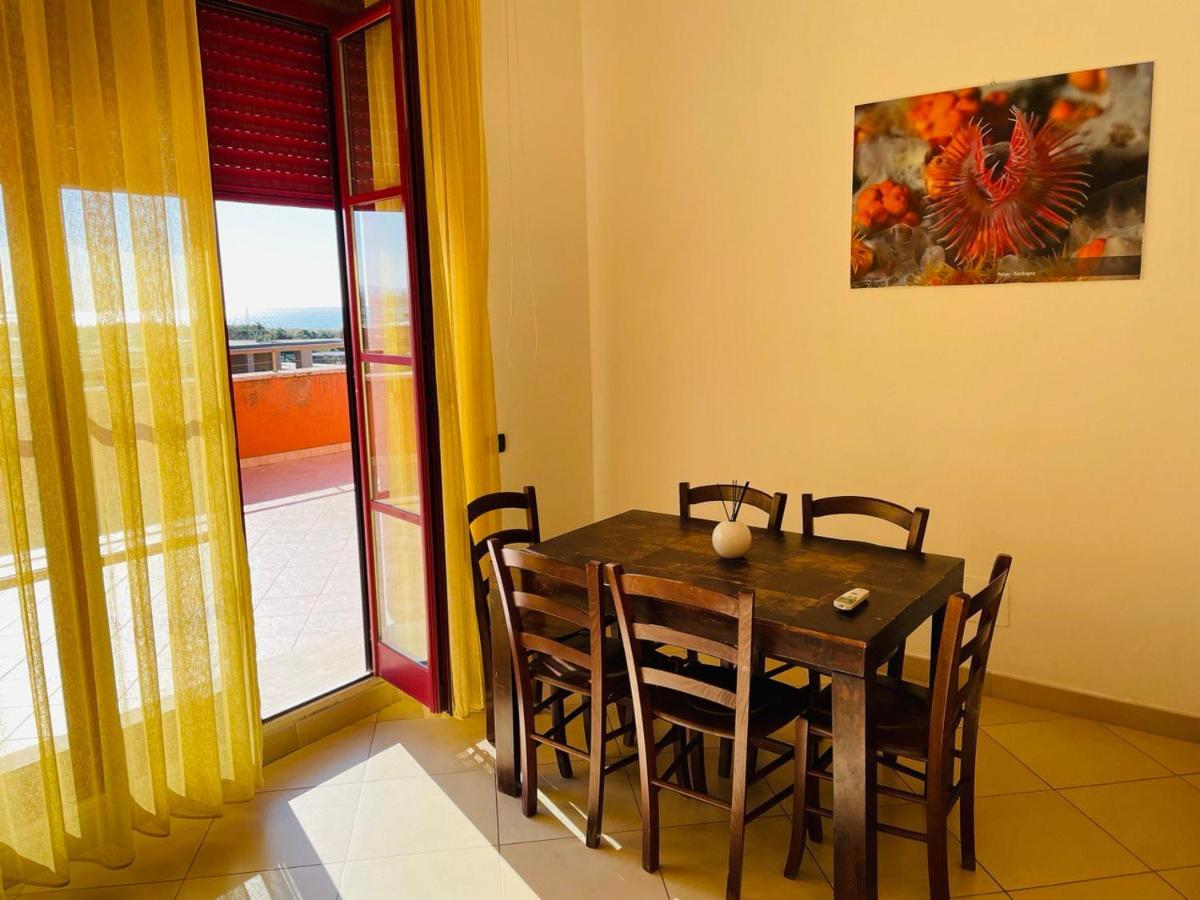 Regina Beach Holiday Apartments Tirrenia Exteriör bild