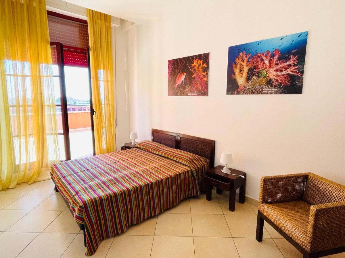 Regina Beach Holiday Apartments Tirrenia Exteriör bild