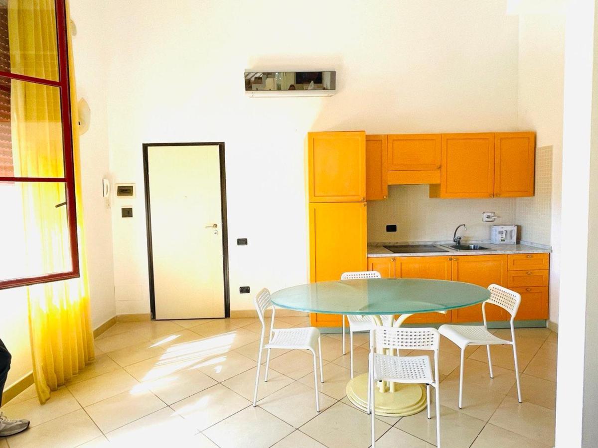 Regina Beach Holiday Apartments Tirrenia Exteriör bild