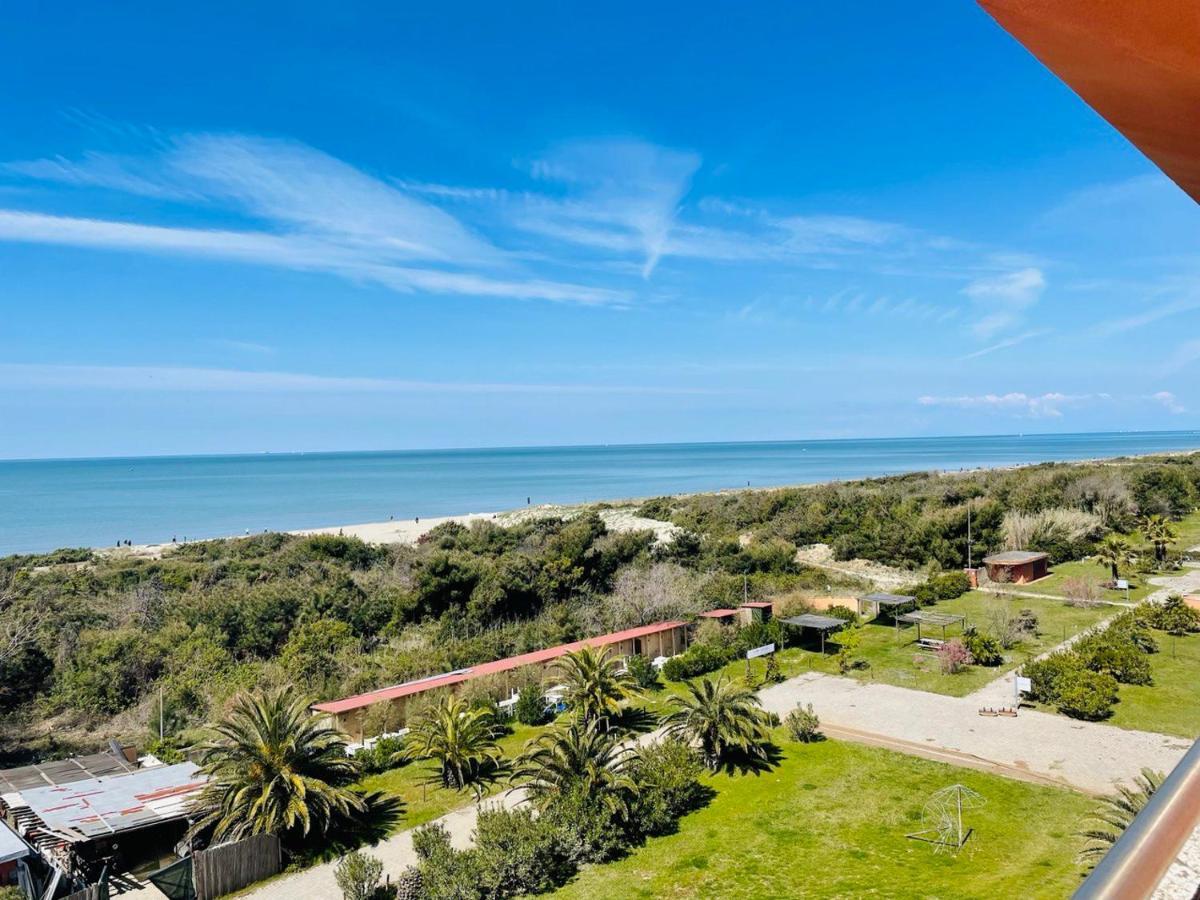 Regina Beach Holiday Apartments Tirrenia Exteriör bild