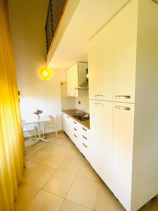 Regina Beach Holiday Apartments Tirrenia Exteriör bild