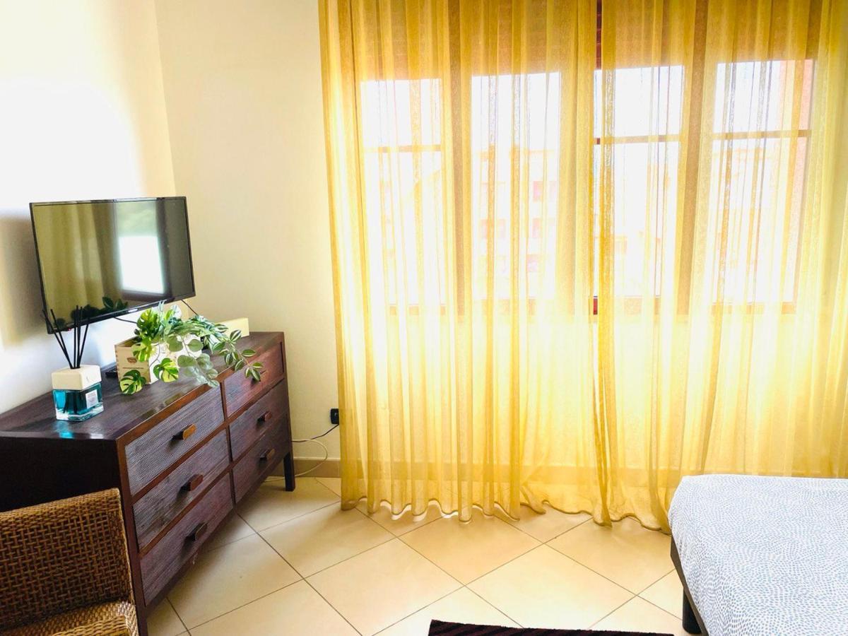 Regina Beach Holiday Apartments Tirrenia Exteriör bild